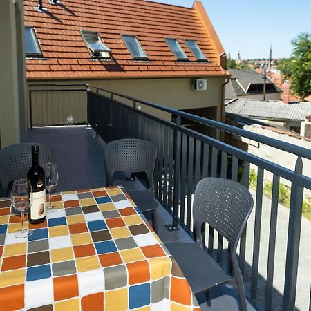 Star Apartman Eger Exteriér fotografie