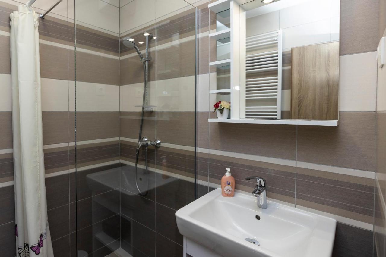 Star Apartman Eger Exteriér fotografie
